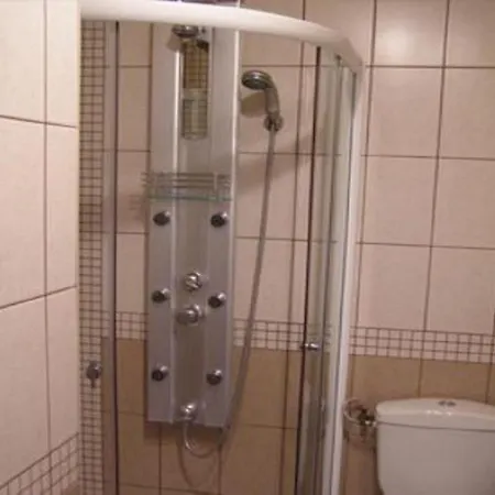 Dunakavics Apartman 2 *