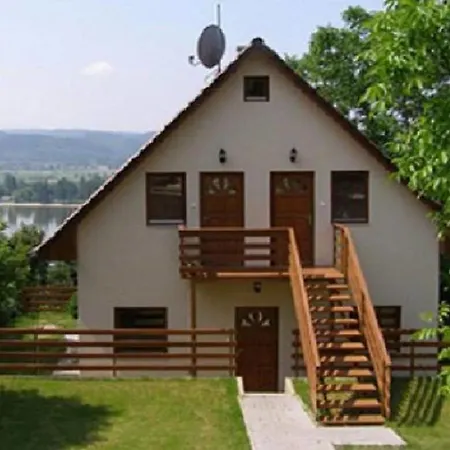 Dunakavics Apartman 2 Zebegény